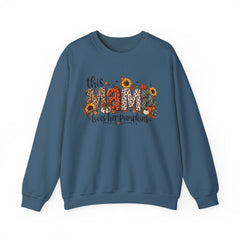 "This Mama Loves Her Pumpkins" Unisex Heavy Blend™ Crewneck Sweatshirt