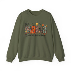 "This Mama Loves Her Pumpkins" Unisex Heavy Blend™ Crewneck Sweatshirt