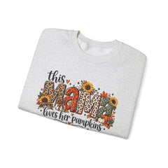 "This Mama Loves Her Pumpkins" Unisex Heavy Blend™ Crewneck Sweatshirt