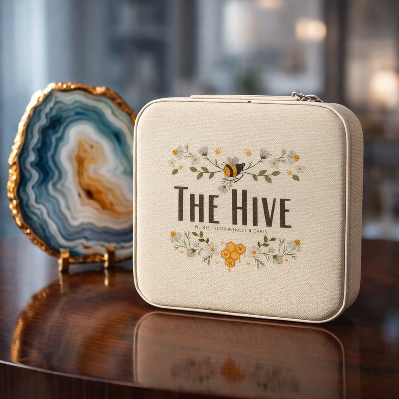 Compact 'Time To Hive' Jewelry Travel Case – Portable Ring & Earring Organizer