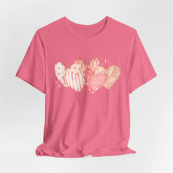 Heart Pattern Tee — Cute Pink Hearts Graphic T-Shirt for Valentine’s Day