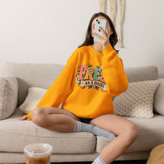 Fresh as a Daisy Crewneck Sweatshirt – Retro Spring Floral Graphic