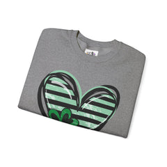 St. Patrick's Day Heart Sweatshirt - Unisex Heavy Blend Crewneck