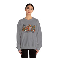 "This Mama Loves Her Pumpkins" Unisex Heavy Blend™ Crewneck Sweatshirt