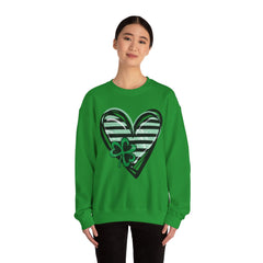 St. Patrick's Day Heart Sweatshirt - Unisex Heavy Blend Crewneck